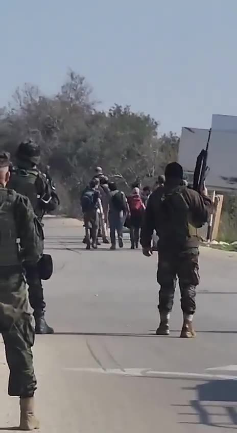 PA security forces prevent Israeli settlers from storming and invading the Palestinian West Bank town of Salfit.