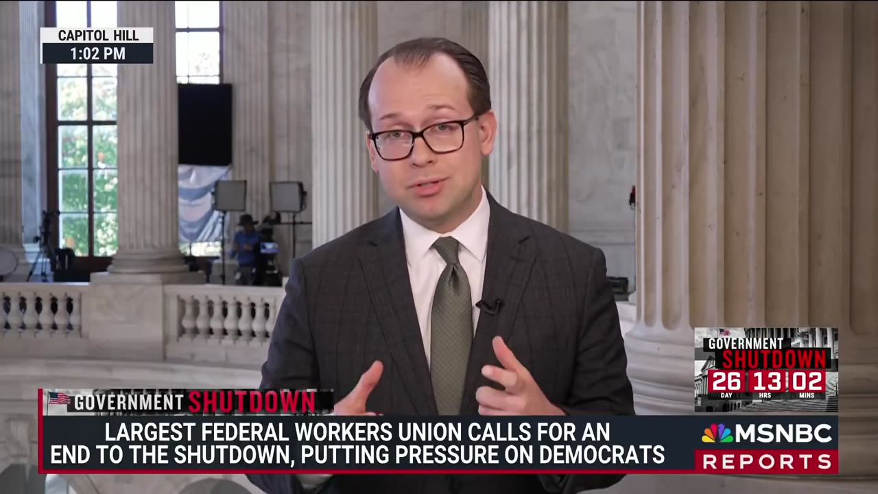 Chuck Schumer just lost the support of largest federal workers union