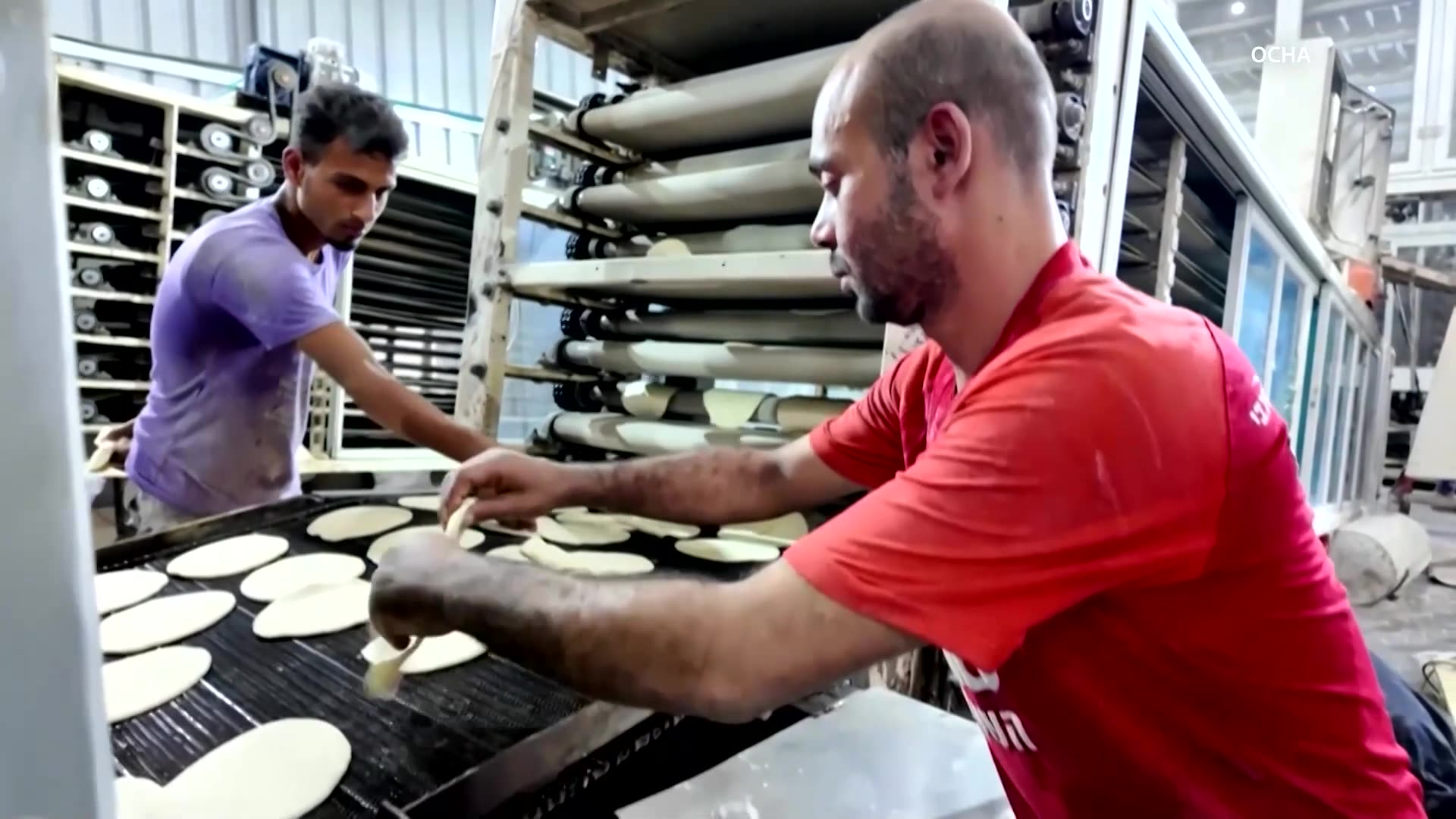 Gaza bakery steps up production as aid reaches Deir al Balah