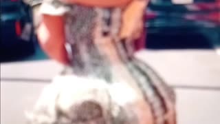 Cartoonish big bank jiggle