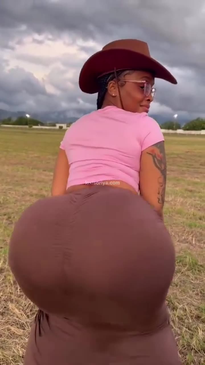 Big Latina Twerking Butts and Bonkers Sexy AF