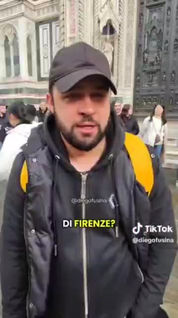 Non basta una divisa o una tunica o un camice per fare una persona...