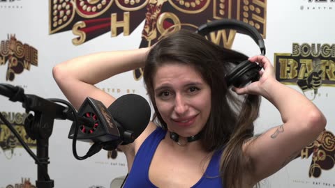 Chloe Kreams Interview - Not Shaving 🪒 Vagina In 5 Years? Strep Throat From Eating A Man Groceries🤪🍑