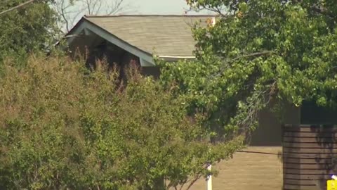 Concerns raised following ICE raid at a North Texas apartment