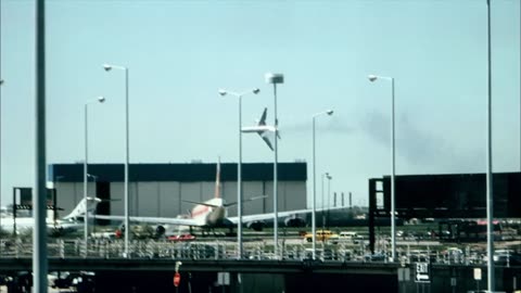 Louisville plane crash: Compilation and Crash Analysis