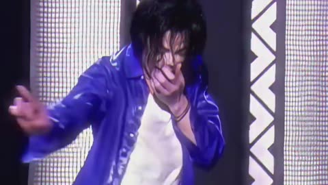 "MJ’s Iconic Moves! 🔥Funk do bounce Dance Edit | Michael Jackson | Don’t Miss Out! | #shortvideo."