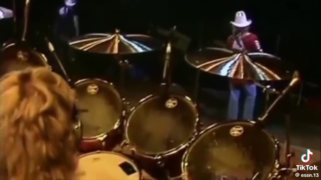 TUSH ~ ZZTOP ( LIVE )