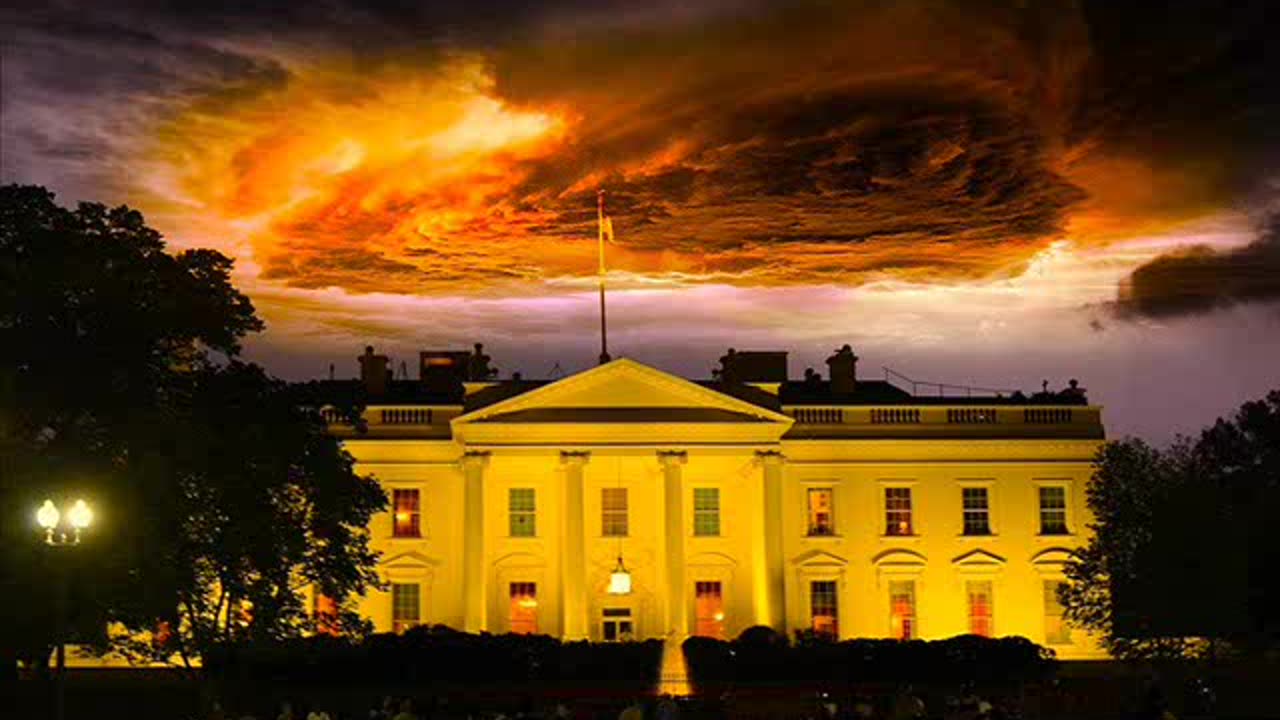 ANOTHER SENATOR CALLS FOR COUP AGAINST TRUMP