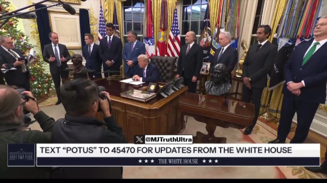 President Trump signs Executive Order to regulate AI for All 50 States