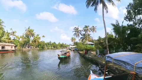 Kerala Backwaters Houseboat Ride | Alappuzha, India