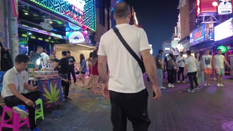 Pattaya’s Nightlife is on Another Level! (Unbelievable Scenes)