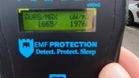 3G 4G 4G+ & 5G mast in Argyle business park, view from outside the Royal Bar 22/09/2025