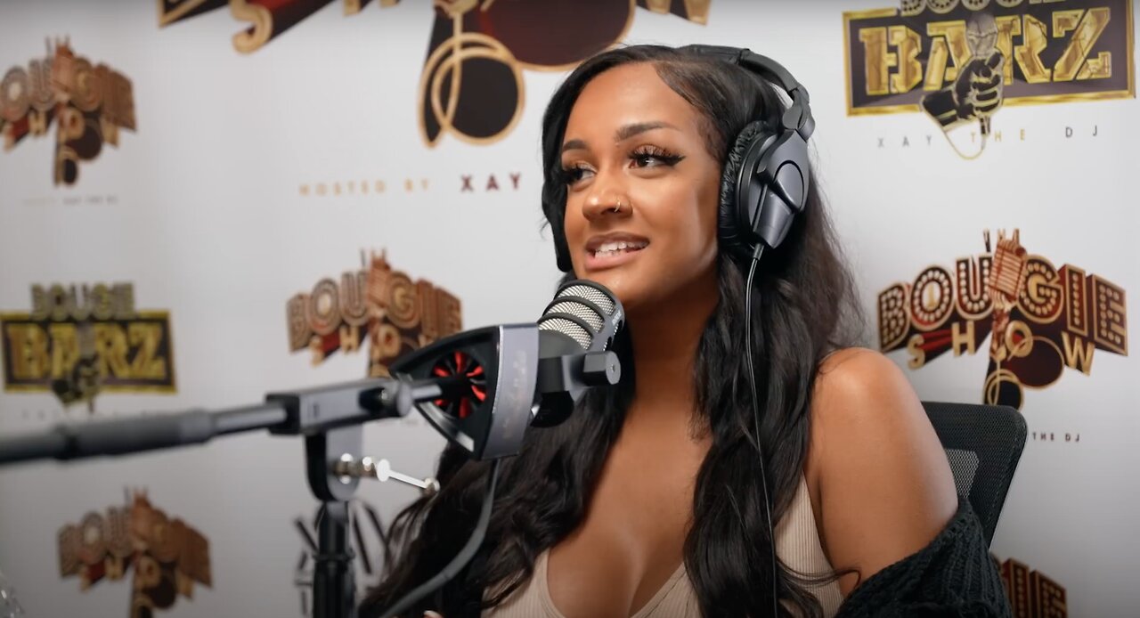 Zoey Sinn - I Become Uncomfortable On Set When The Male Performer Doesn't Talk Prior To Filming.