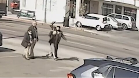 ELDERLY WOMAN ATTCKED🧟‍♂️🔪👵📸REPEATEDLY BY UNKNOWN MAN🚏🧟‍♂️💫