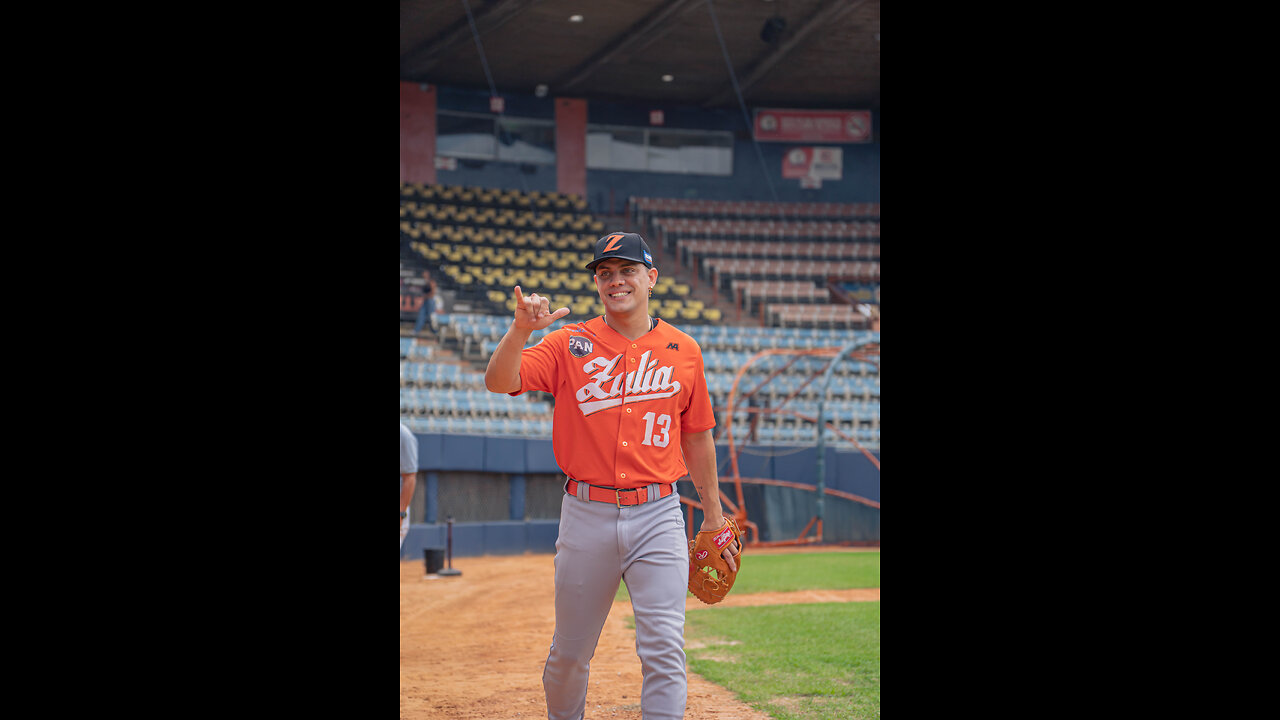 Eduardo Torrealba se lució en el campocorto