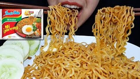 ASMR MUKBANG - INDOMIE FRIED NOODLES