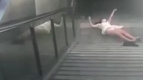 🤣📱 Girl Falls Down the Stairs While Looking at Her Phone! | Epic Funny Fail 😂