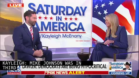 Trump Ally Trolls Schumer for Changing Glasses To Seem ‘Hip and Feisty’