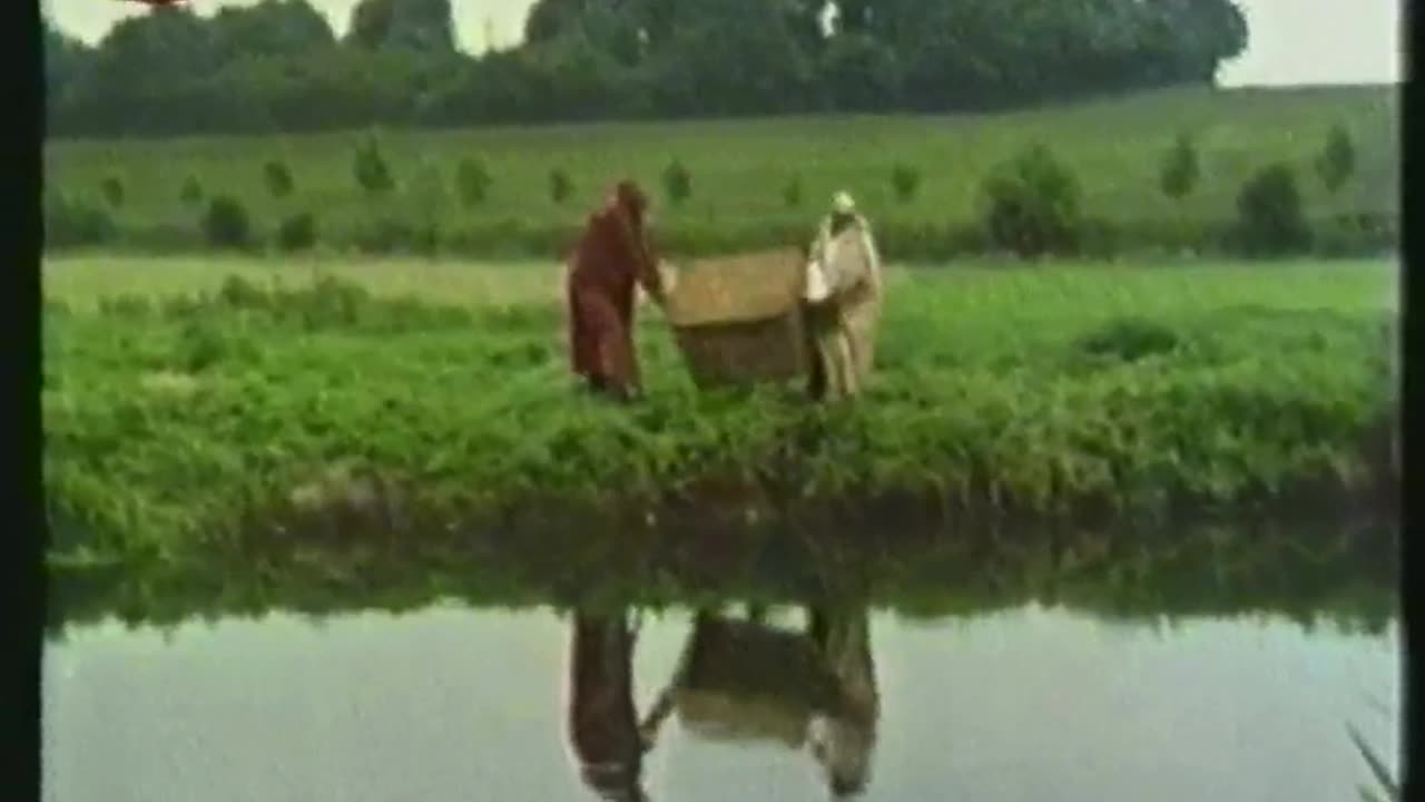 Monty Python's Flying Circus S2E06 (It's a Living / School Prizes, CZ sub.)