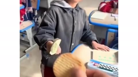 I don't know whether to laugh or feel sorry 😢