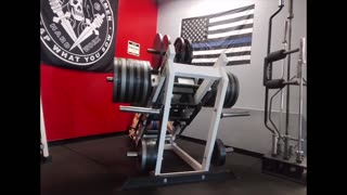 That last set: 1080 lbs Leg Press. At Age 72