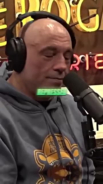 Joe Rogan is an ALIEN 🫣