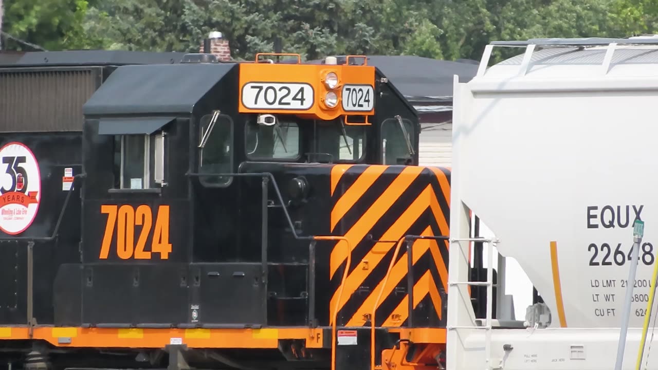 CSX & Wheeling Lake Erie train watching
