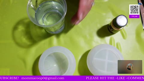 Momma Coop's Got The Pour