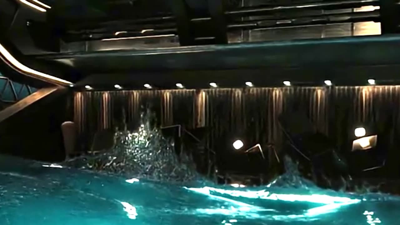 Rich woman's space pool becomes a death trap 😱