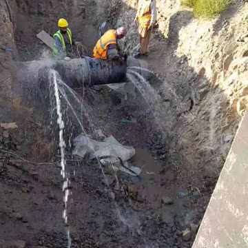 Water pip line in fall and repering