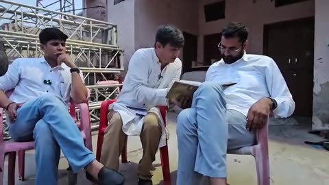 RBI देश लुट रहा है