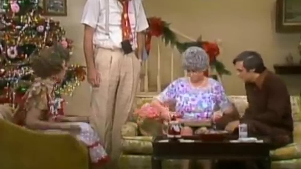 The Carol Burnett Christmas Show - Alan Alda