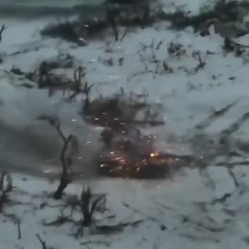 Russian T-90M tank vs 25mm cannon on Ukrainian M2A2 Bradley ODS-SA IFV