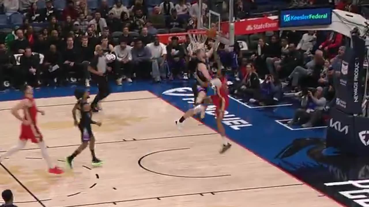 NBA - THIS BLOCK... OH WOW. 🤯🤯 Svi Mykhailiuk showing off the athleticism!