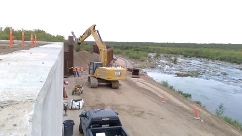 More border wall panels installed in Maverick County, TX