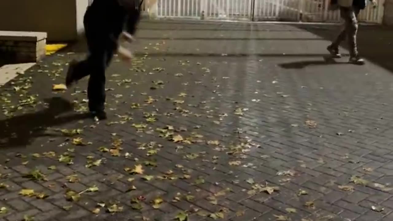 🚨This is what happens when everyone leaves the ice facility late late at night….