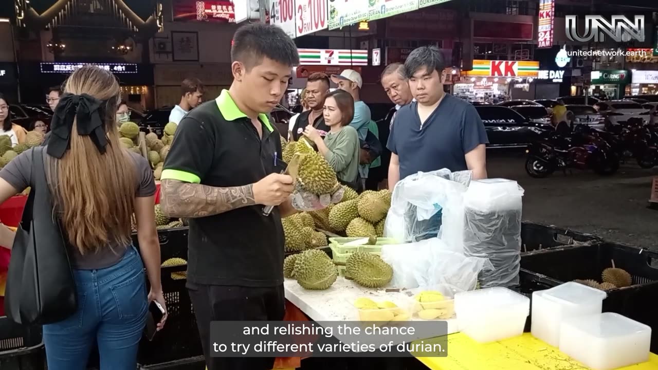 Taste the King of Fruits! Luis shares the magic of durian in Malaysia.
