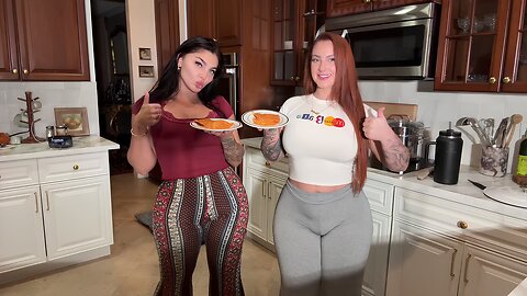 Naomi Foxx with EmjayPlayss Cooking Curvy Style Two Big Booty Girls Take Over the Kitchen