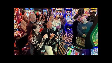 $1,000,000 LIVE and Smashing A RECORD-BREAKING Jackpot!