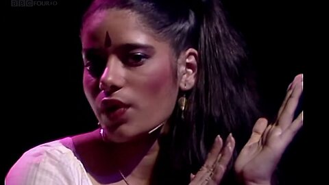 Sheila Chandra. La Sagesse (Women I'm calling you)
