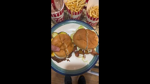 First Time Trying Freddy’s Steak-burgers #food #shorts