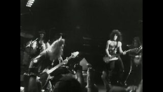 Kiss - "Deuce"