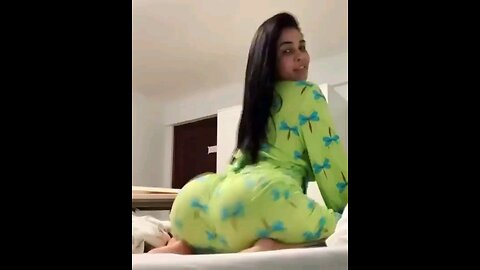 Big Booty Ass Queen Dance 💃