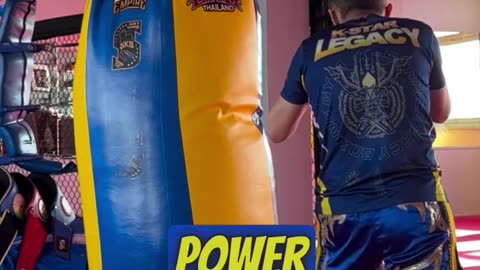 Muay Thai - staying centered with the bag