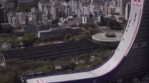😮🏆 Skateboarding History Made: Sandro Dias (aka Mineirinho) Shatters World Record! | FeedMyCuriosity