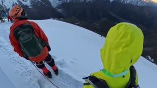 Alpinista muere tras caer de montaña a más de 5.000 metros
