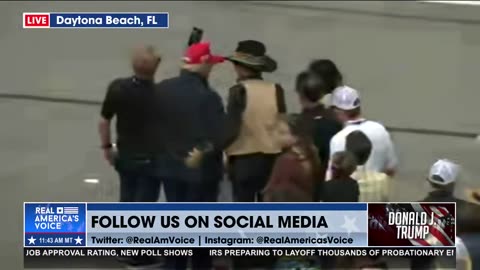 TRUMP WITH RICHARD PETTY - DAYTONA 500