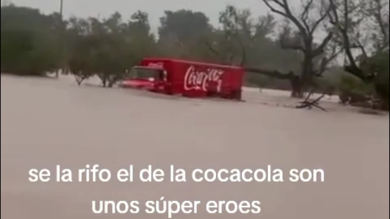 REFRESQUERA AYUDA A VERCRUZ