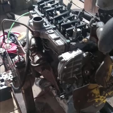 Perkins 4cyl first start.