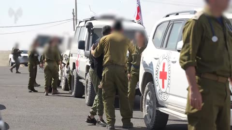 New footage shows the moment hostages Segev Kalfon, and brothers David and Ariel Cunio